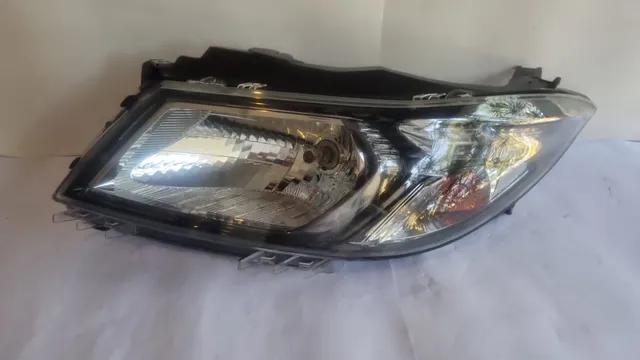 Farol LE Chevrolet GM Onix 2013/2019 Original