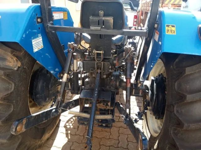 Vende-se Trator New Holland TT75 - Ano 2020/2020 - Foto 6