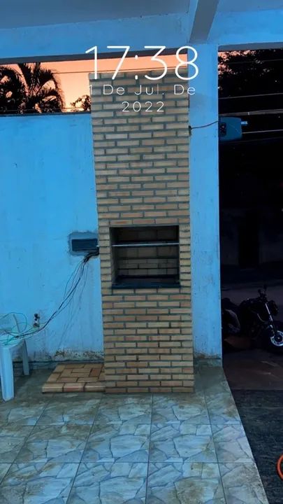 Churrasqueira modelo gaúcha no tijolo claro 