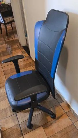 Cadeira Gamer/ home office  Presidente diretor Azul, novissima.... - Foto 4