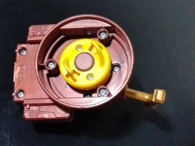 Beyblade - RevUp Launcher - Foto 5