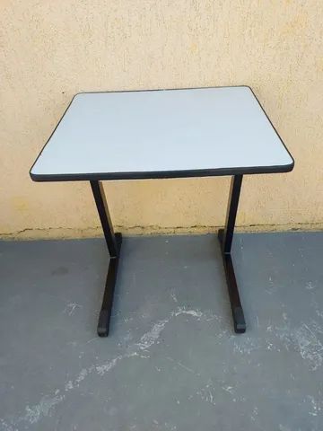 Mesa auxiliar  - Foto 3