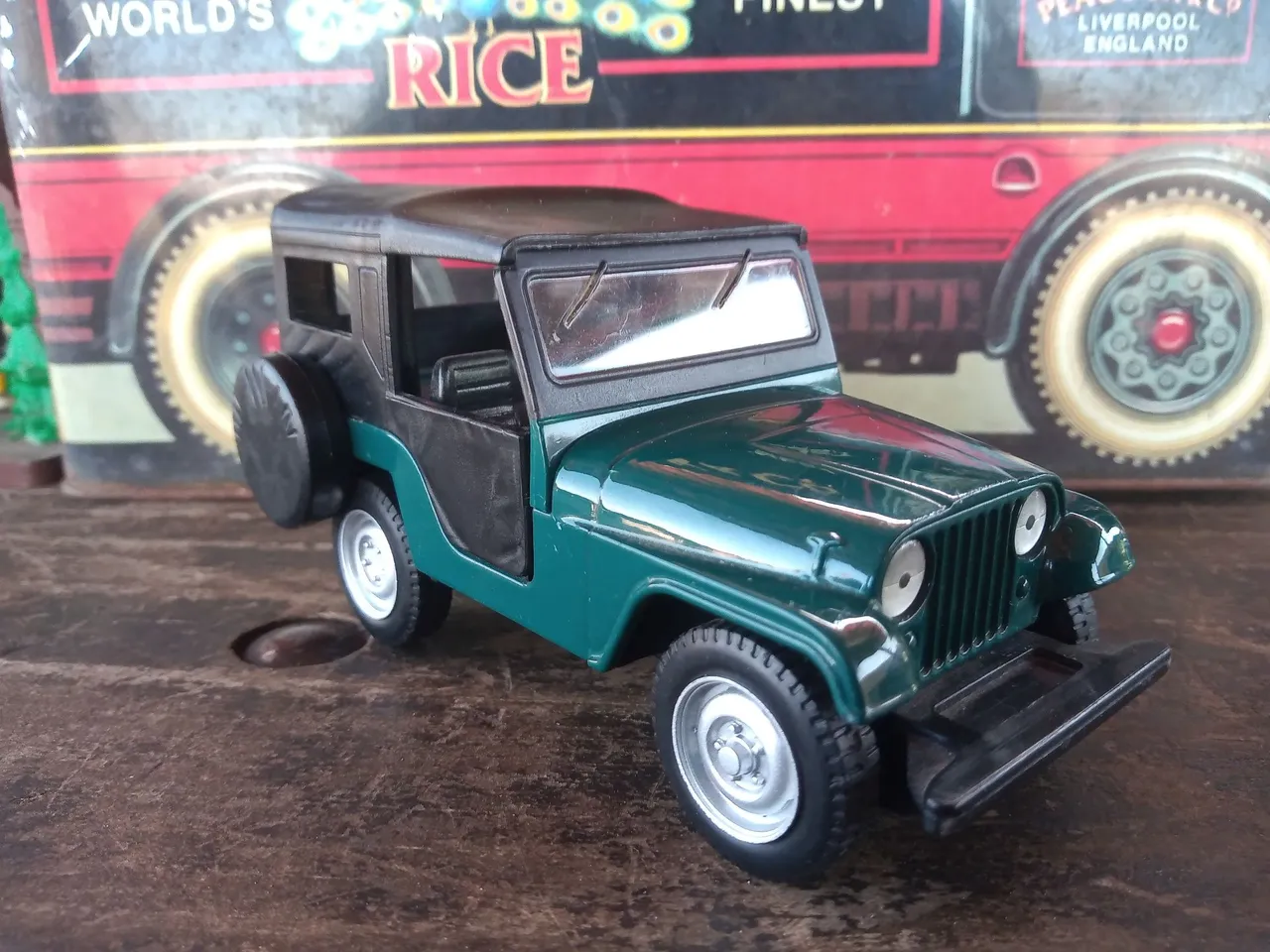 Miniatura jeep