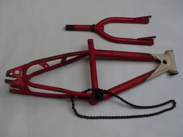 Quadro, garfo e corrente da Caloi BMX (Bolinha)