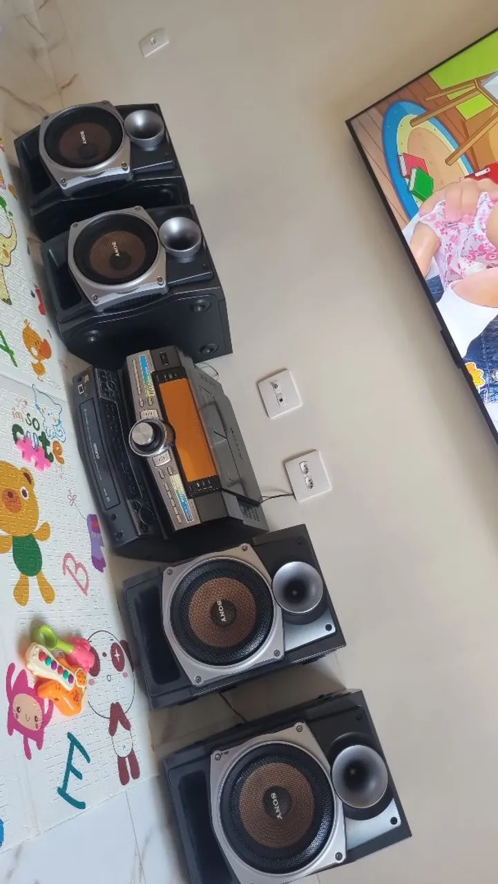 Som Sony zux9 relíquia, para pessoas exigente