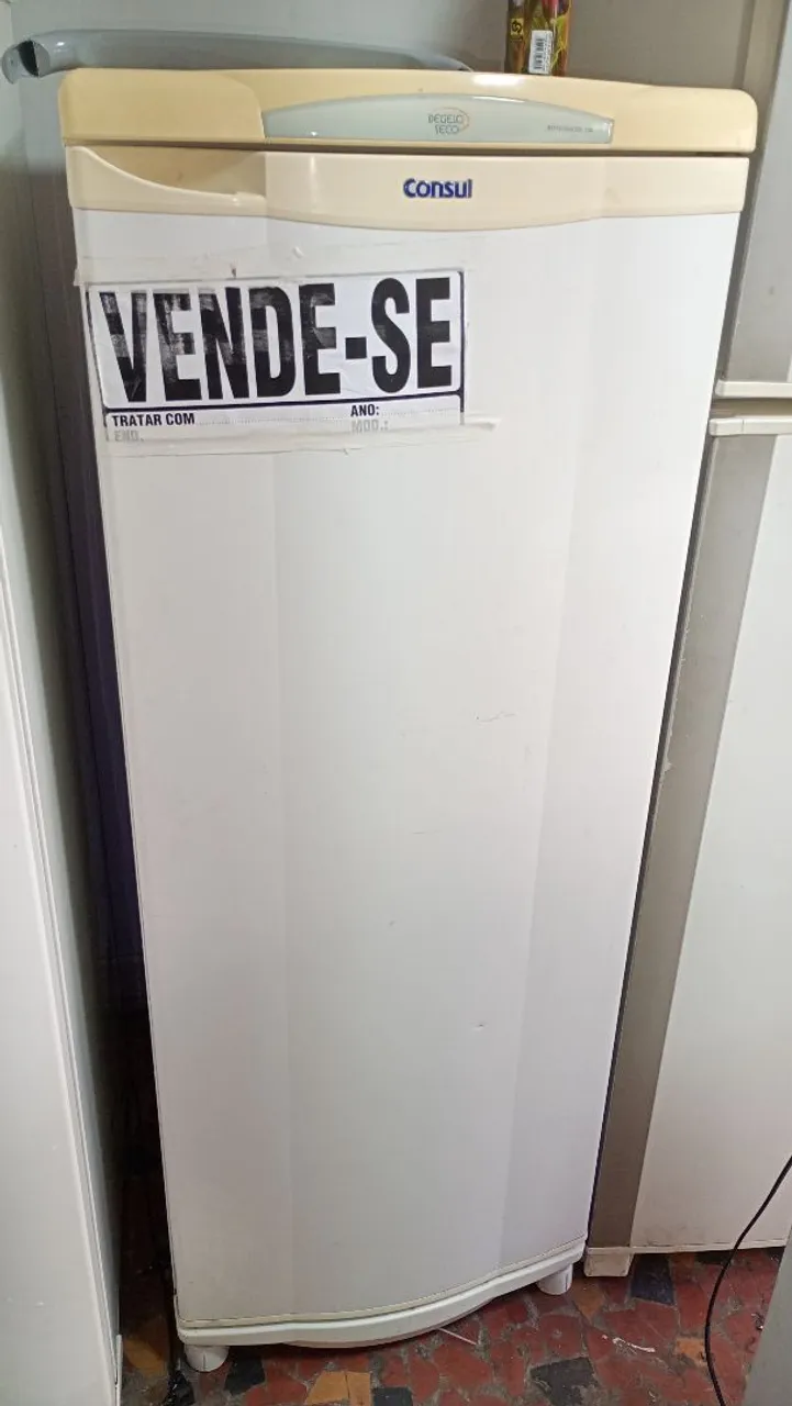 Geladeira Consul 280 litros perfeito estado de funcionamento entrego leia a descrição
