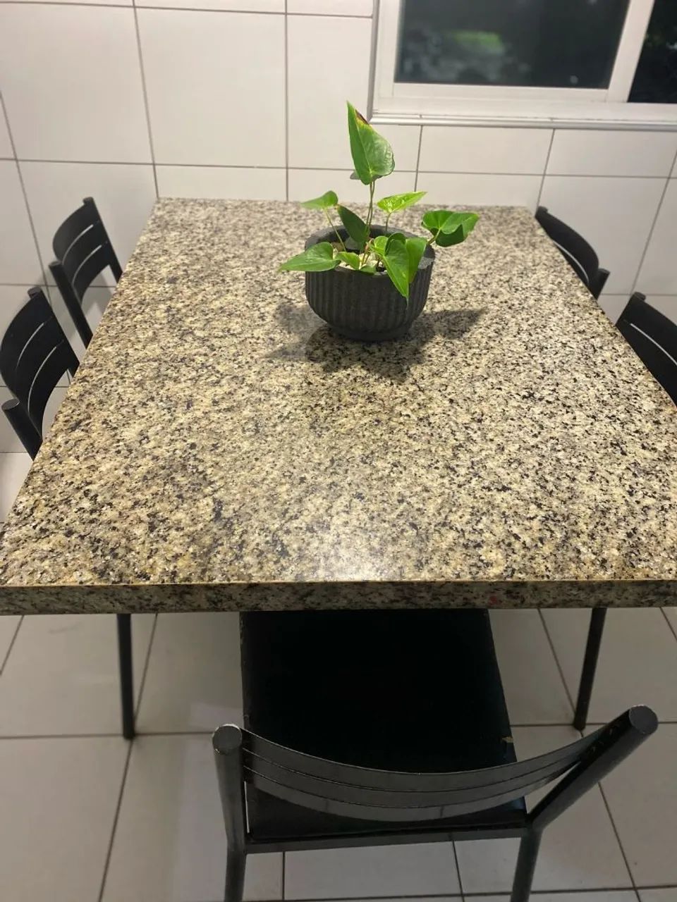 Mesa de Jantar em Granito - Foto 2