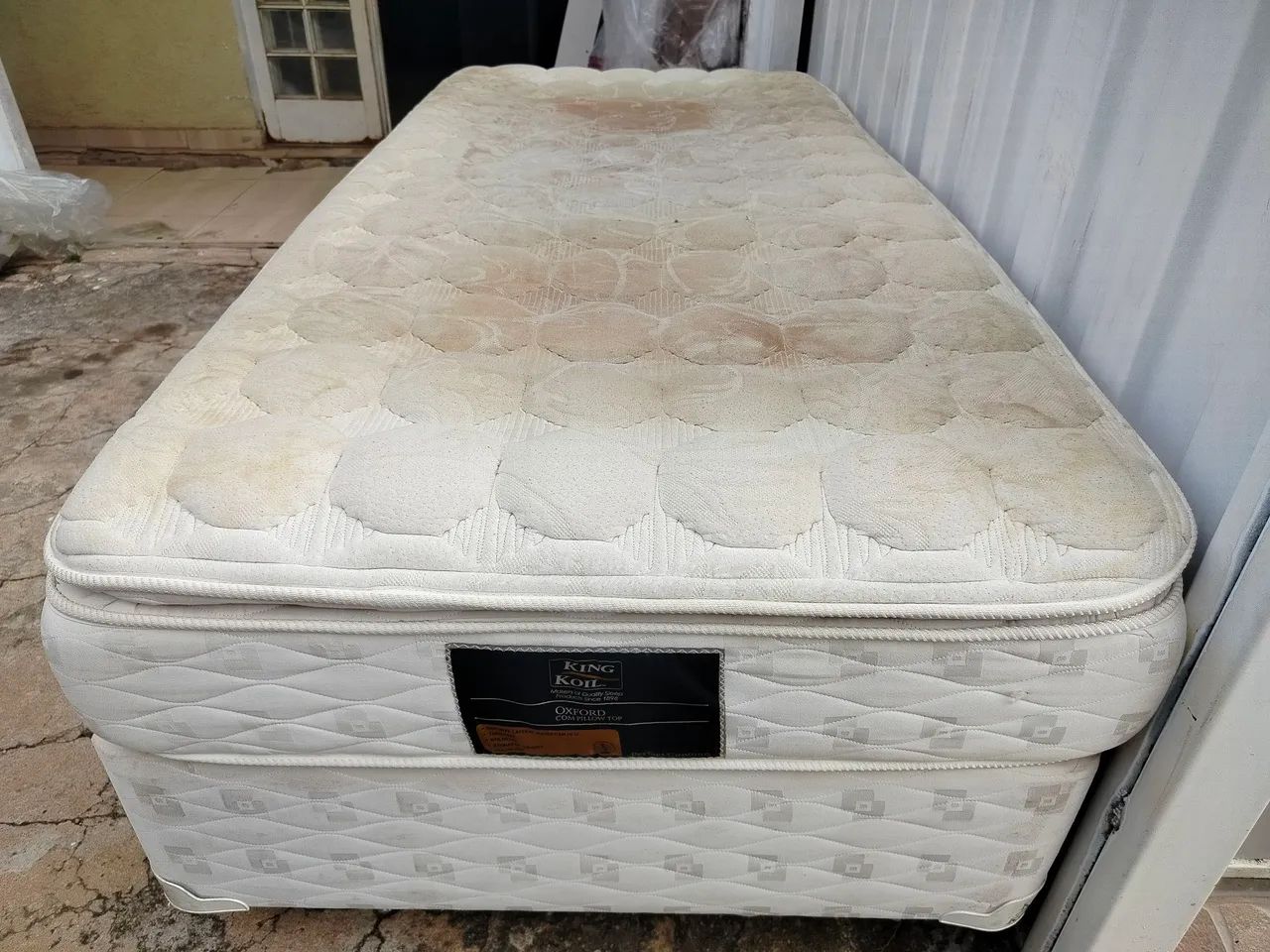 Cama Box Viuvão Solteirão King Koil 