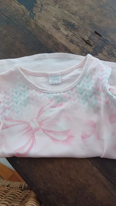Conjunto infantil - Blusa e saia - Foto 4