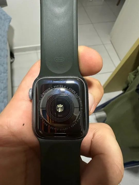 APPLE WATCH SERIES 4 40mm - Leia o anúncio