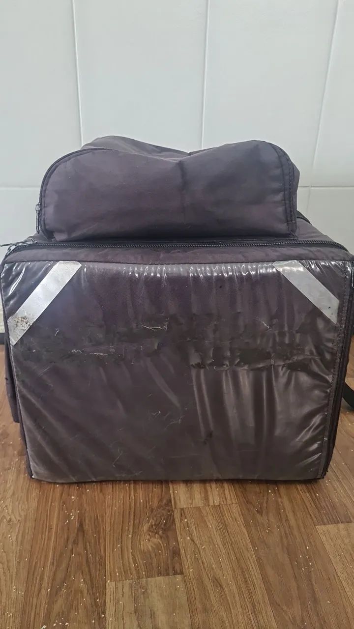 Mochila Bag Térmica motoqueiro 45l usada