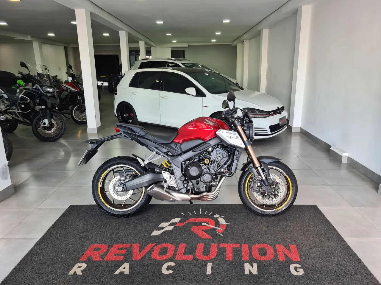 Honda CB 650R 2020 Apenas 13.831 Km Rodados