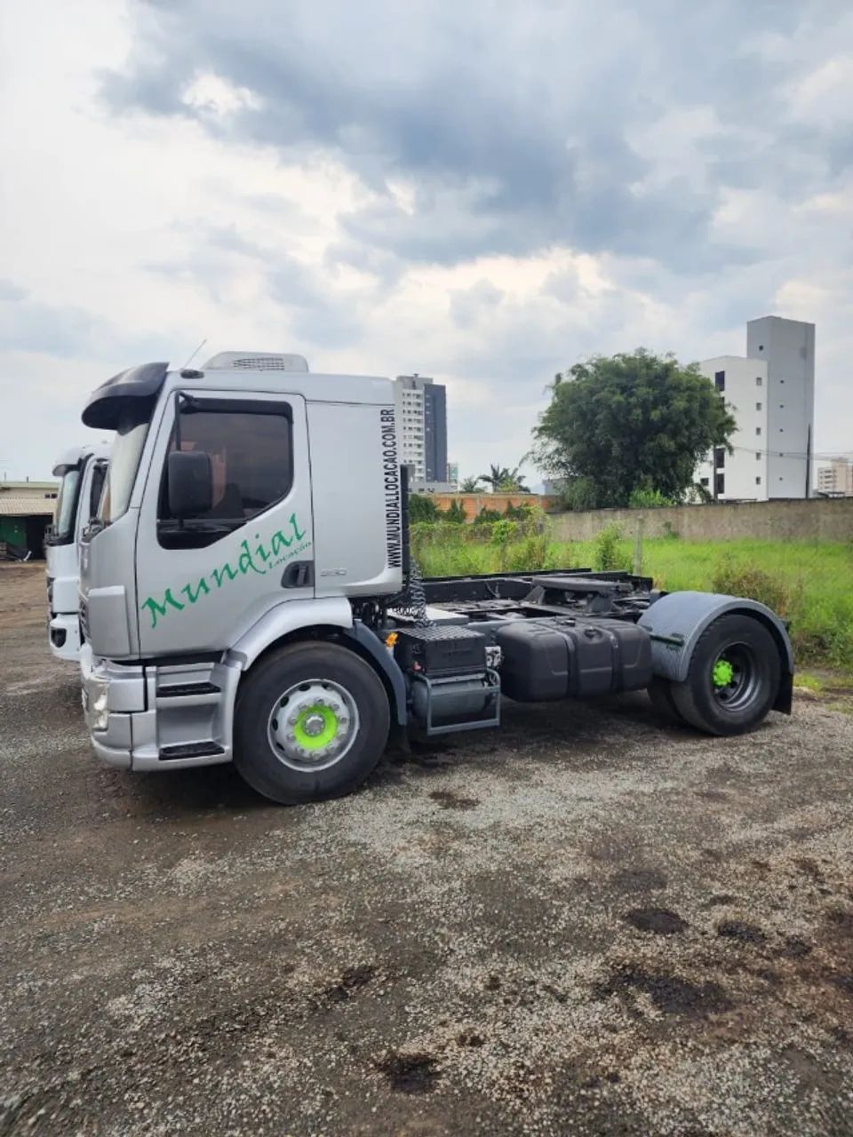 VOLVO VM 330 - Foto 5