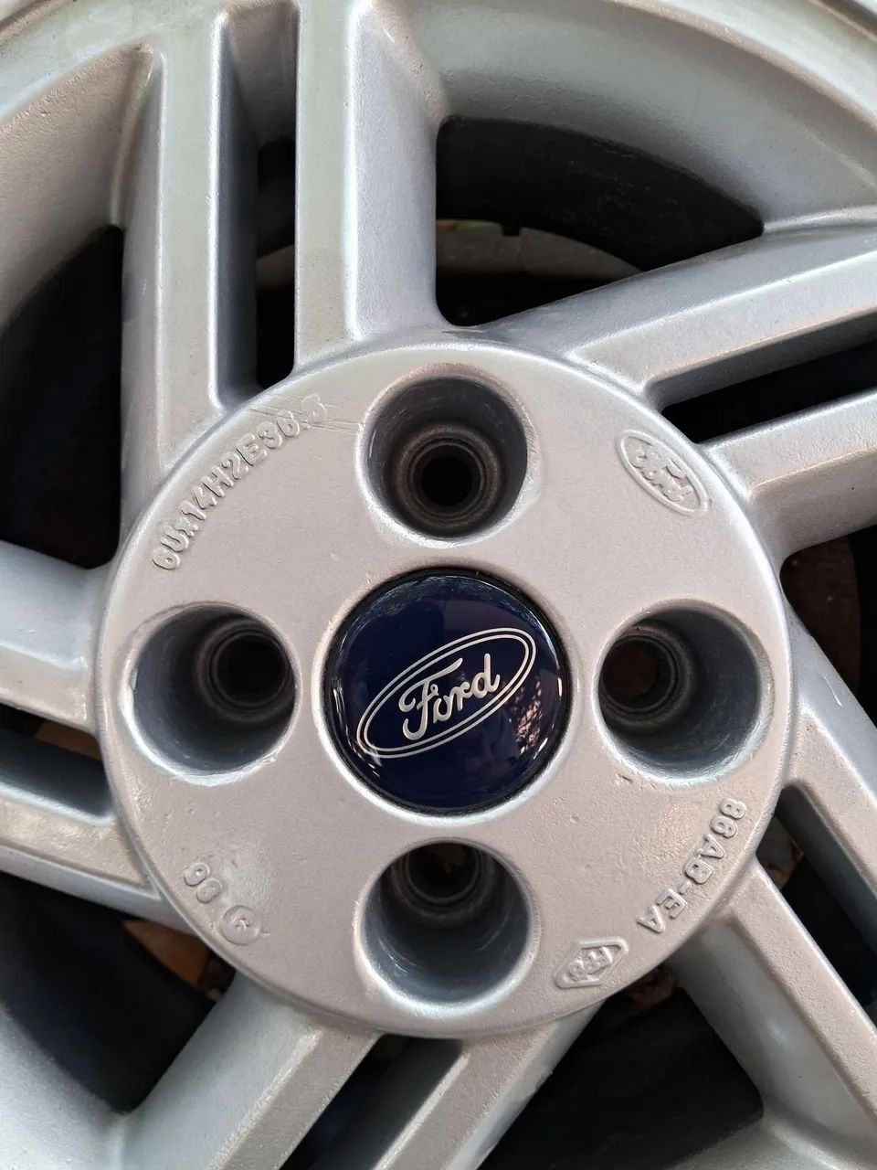 Jogo de rodas de liga leve aro 14/4 furos originais Ford Escort XR3 e outros outros  - Foto 4