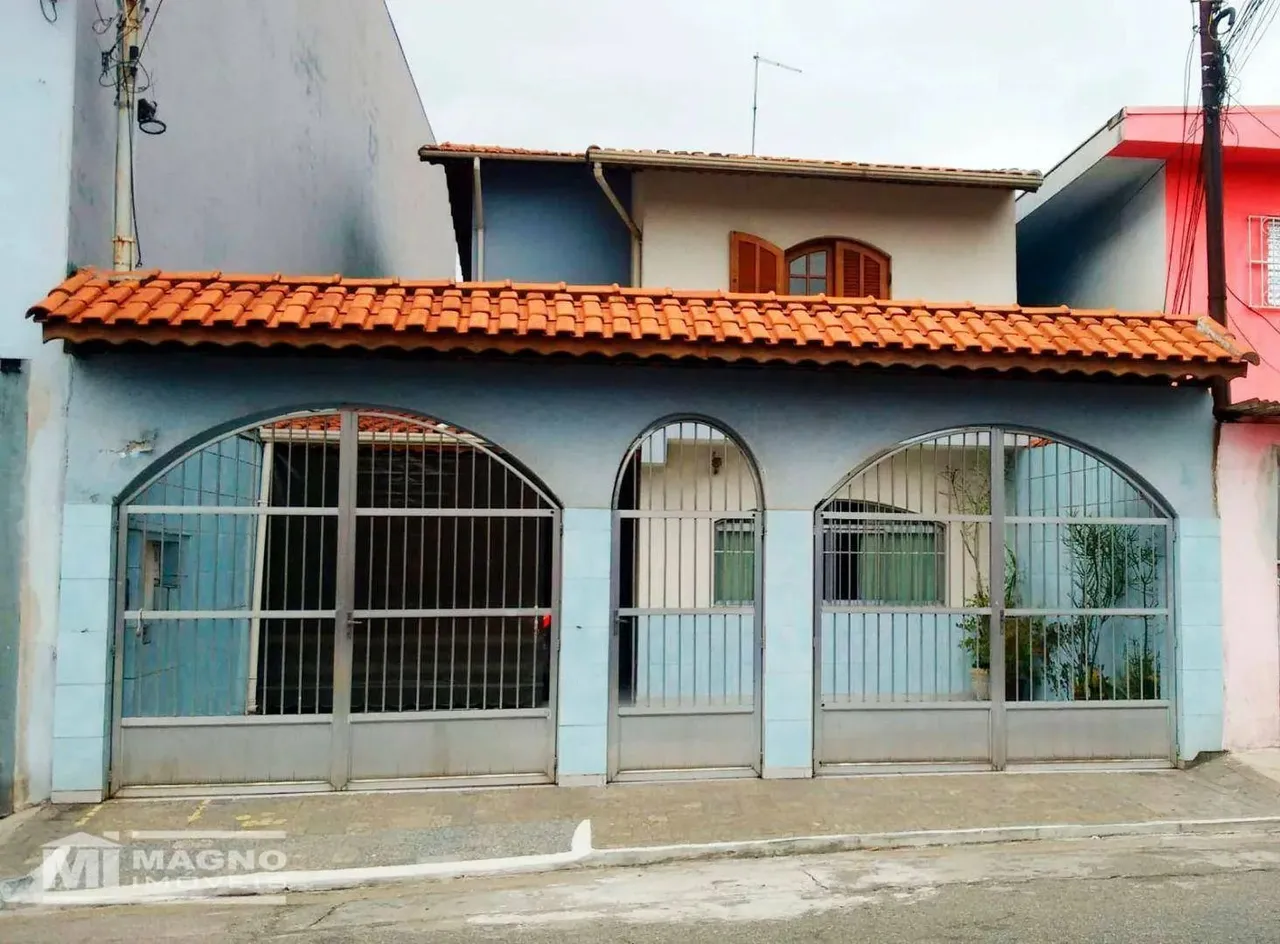 Sobrado à venda na Vila Sinhá, São Miguel Paulista, 3 dorms, suíte e 3 vagas -São Paulo