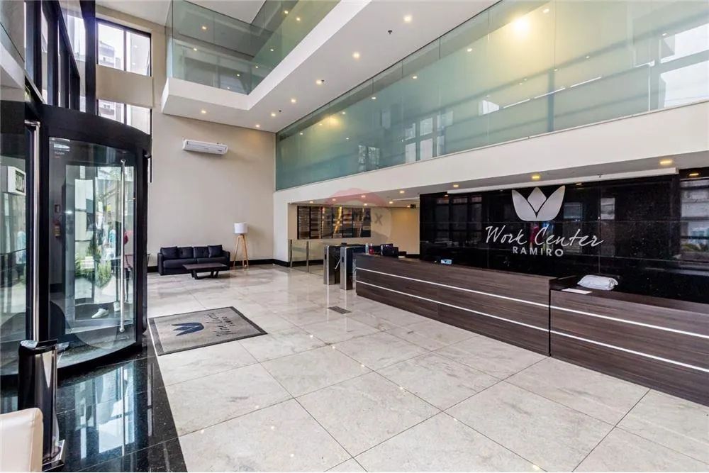 Sala comercial próxima ao Hospital Moinhos de Vento - Foto 2