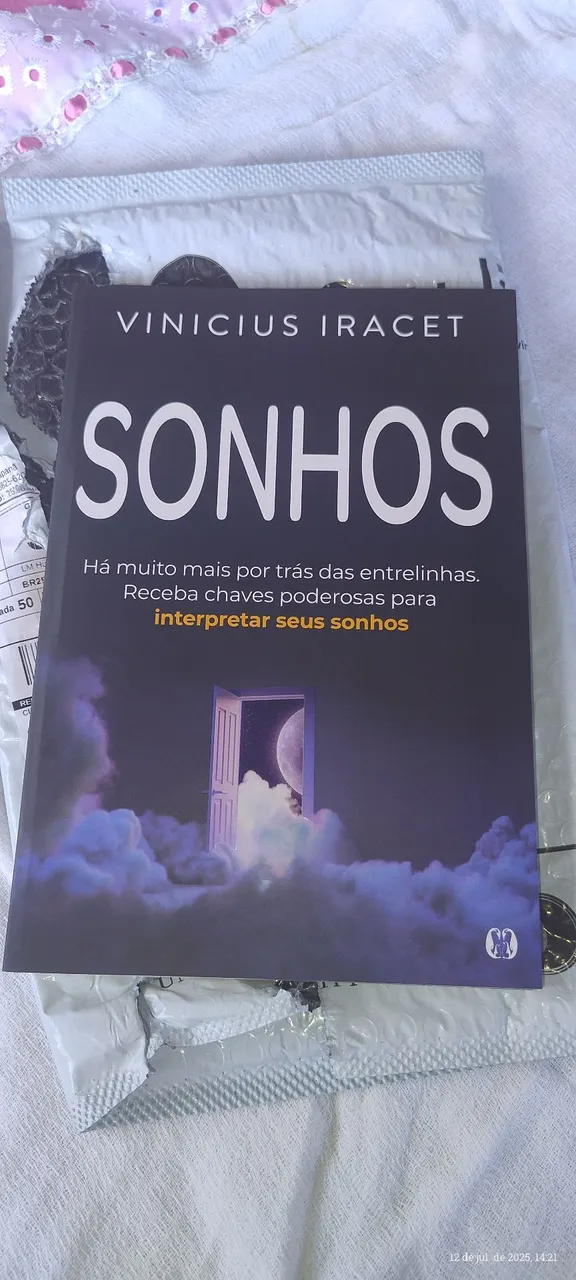 Livro Sonhos - Vinícius Iracet