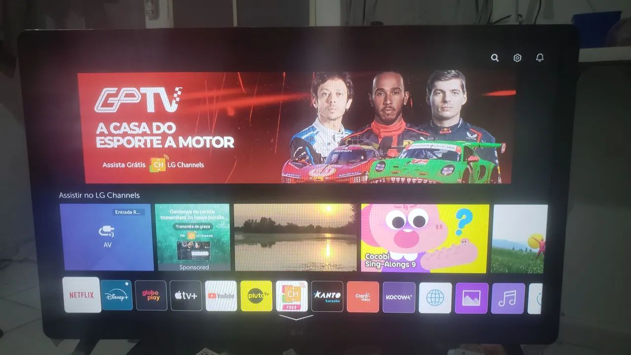 Tv smart 42 polegadas nova