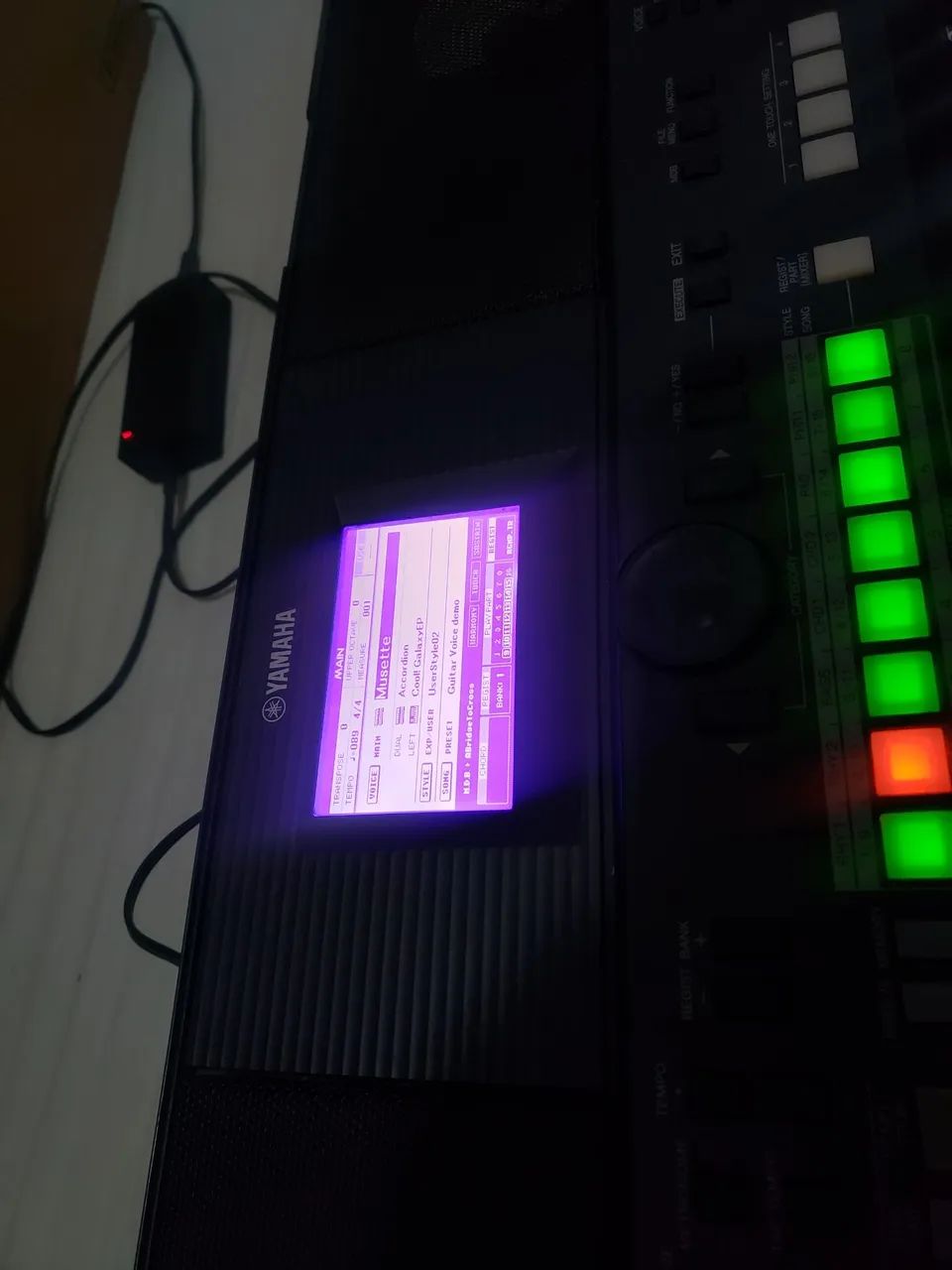 Teclado Yamaha PSR-S650 - Foto 3