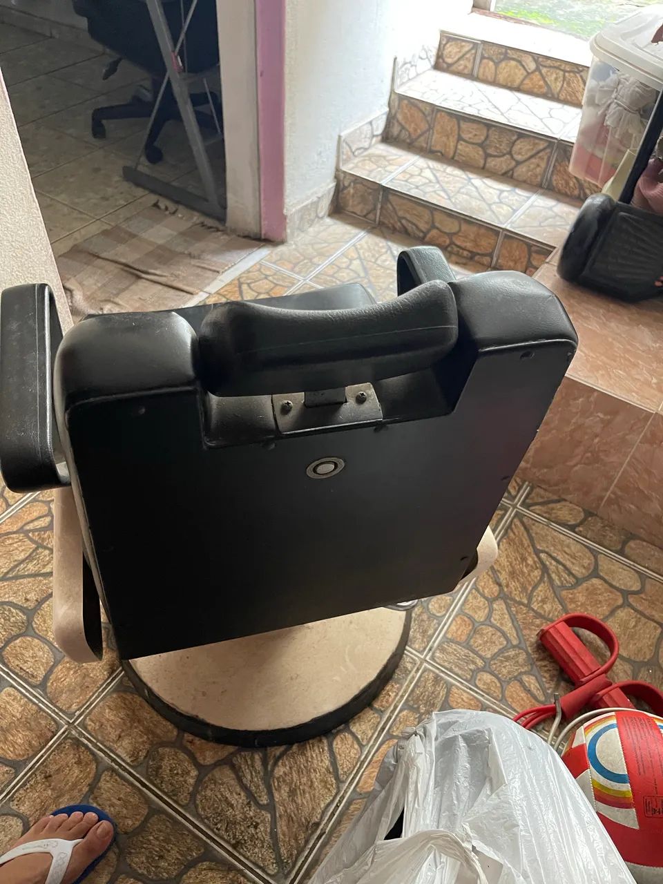 Cadeira pra salão Ferrante , ótimo estado. 