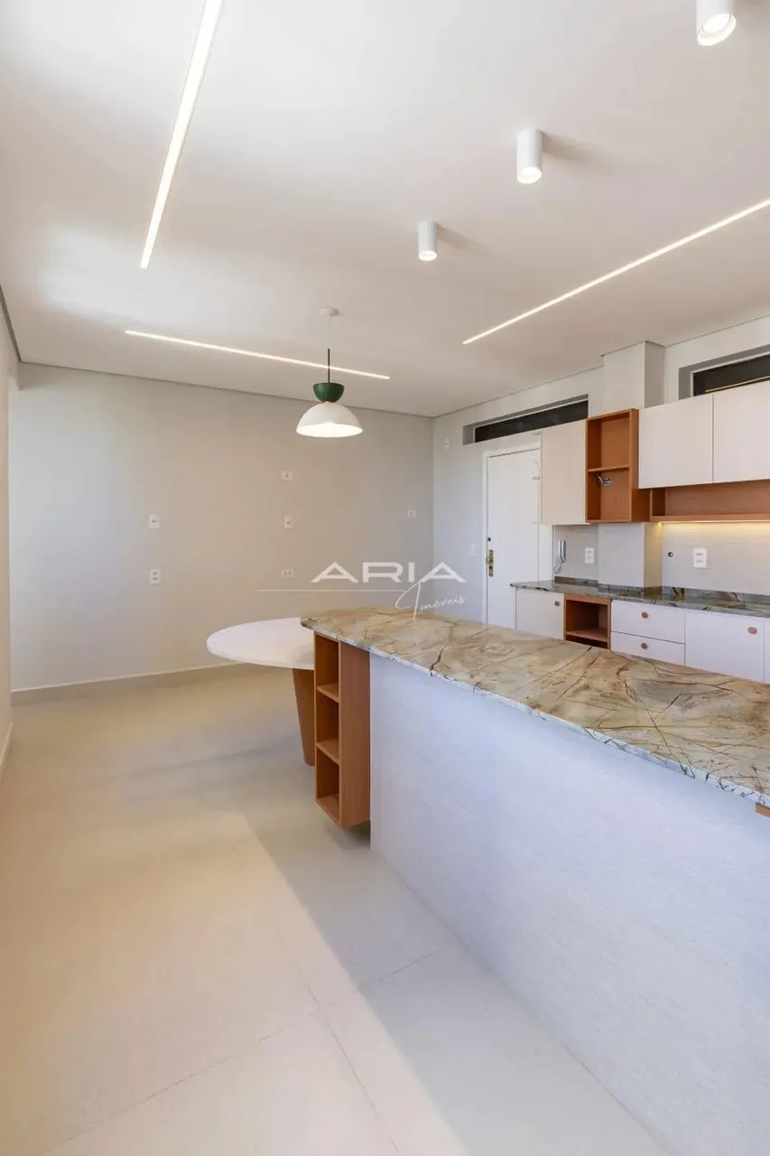 Apartamento à venda no Edifício D. João VI, no Centro de Londrina/PR - Foto 4