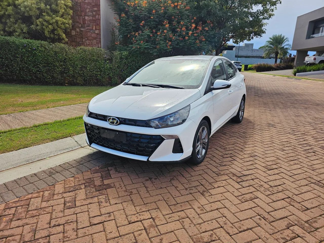 HB20S 2024 APENAS 5.000 KM R$ 97.800,00