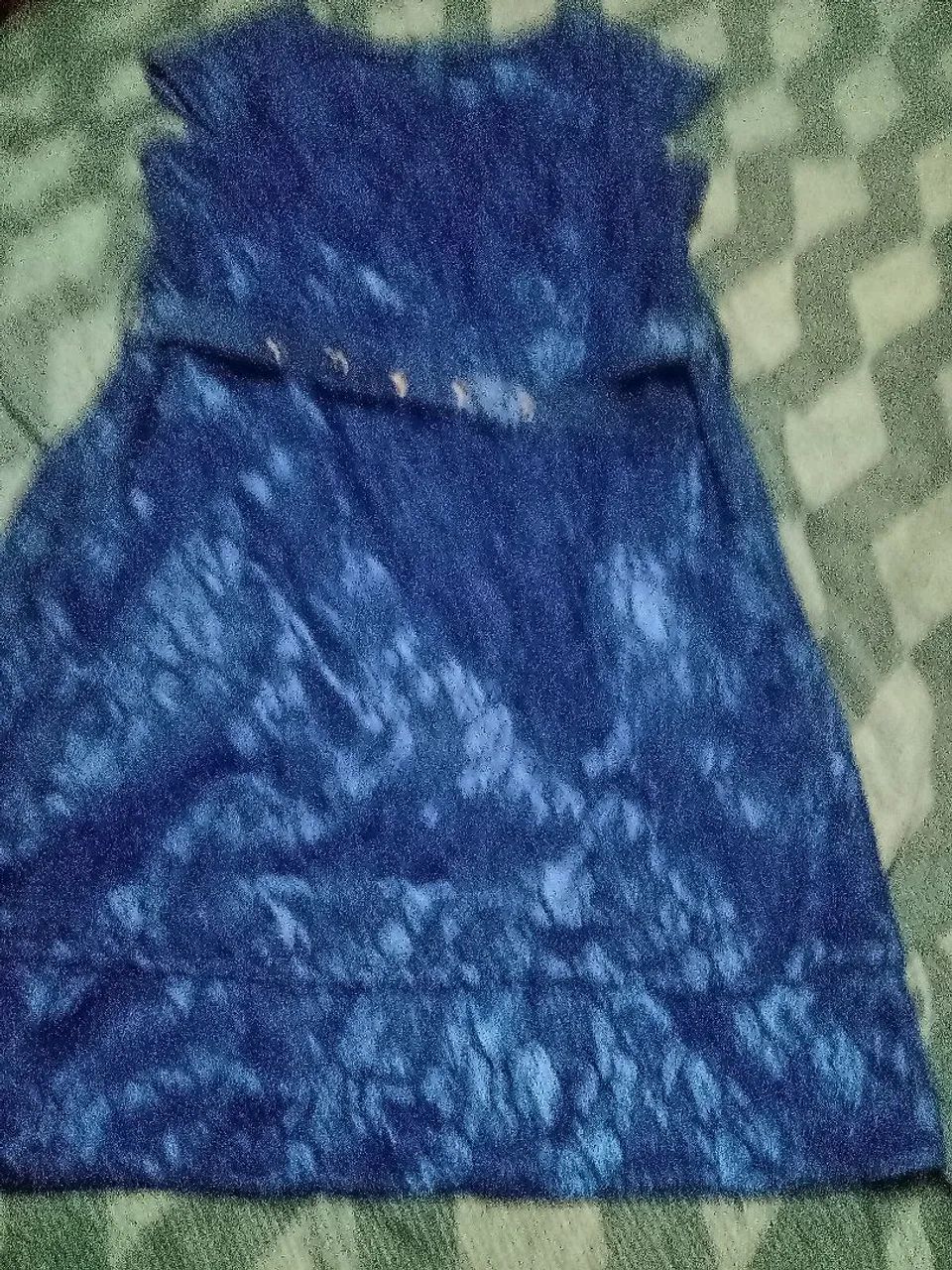 Vestido azul com renda. - Foto 2