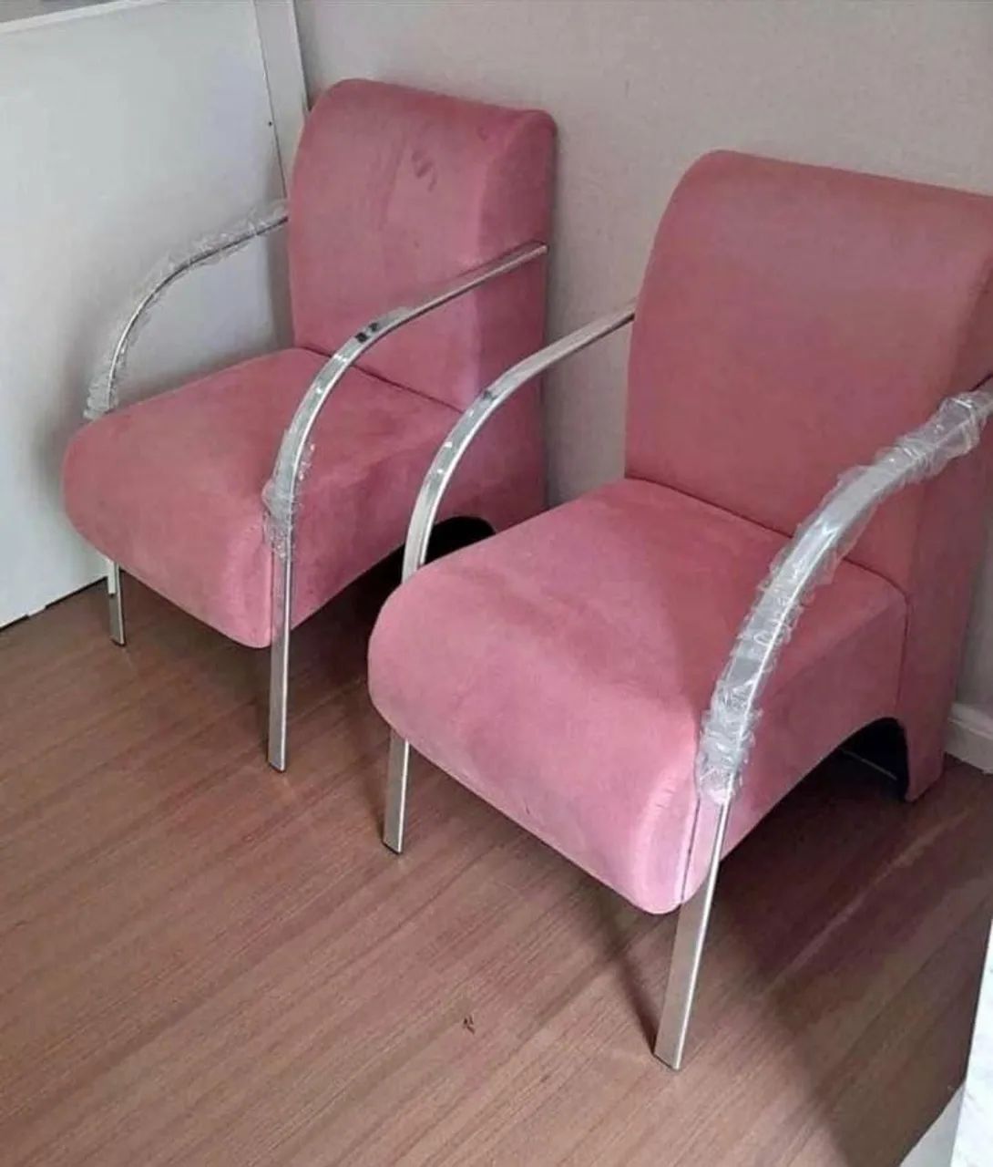 PAGA NA ENTREGA!!POLTRONAS BELA BRAÇOS EM ALUMÍNIO 
