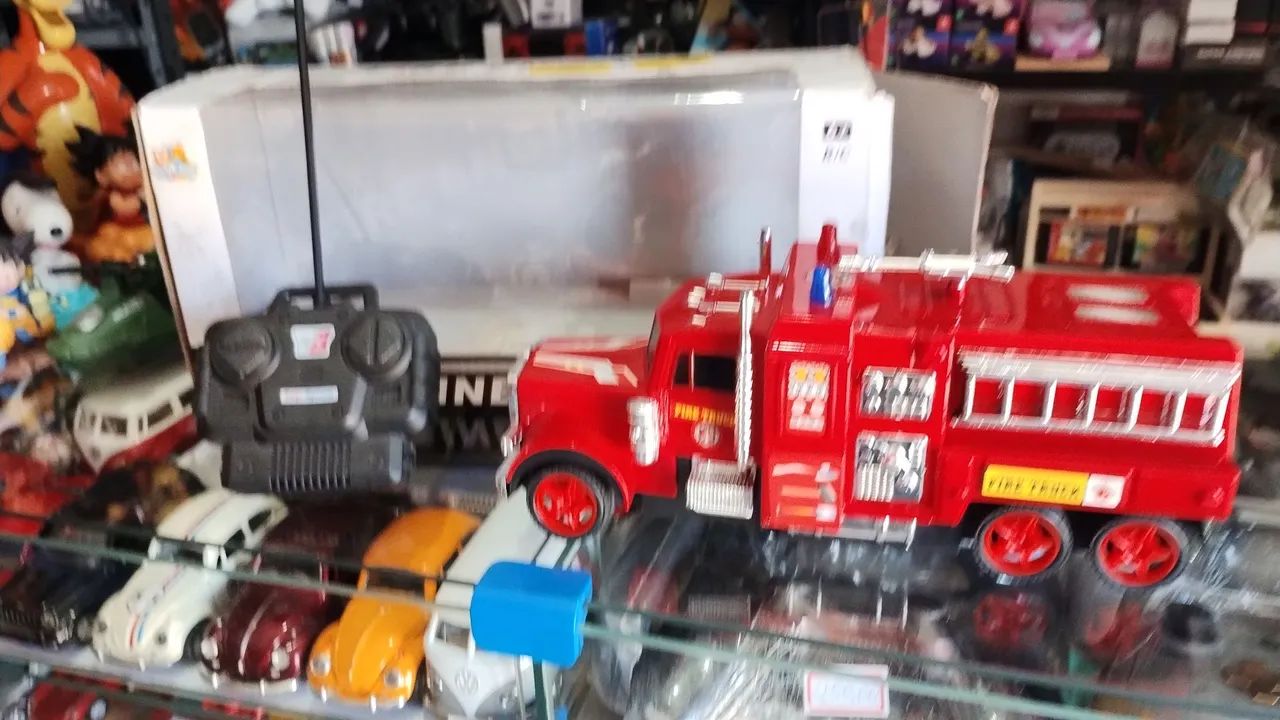 Caminhão de Bombeiro de Brinquedo R/C - Foto 3