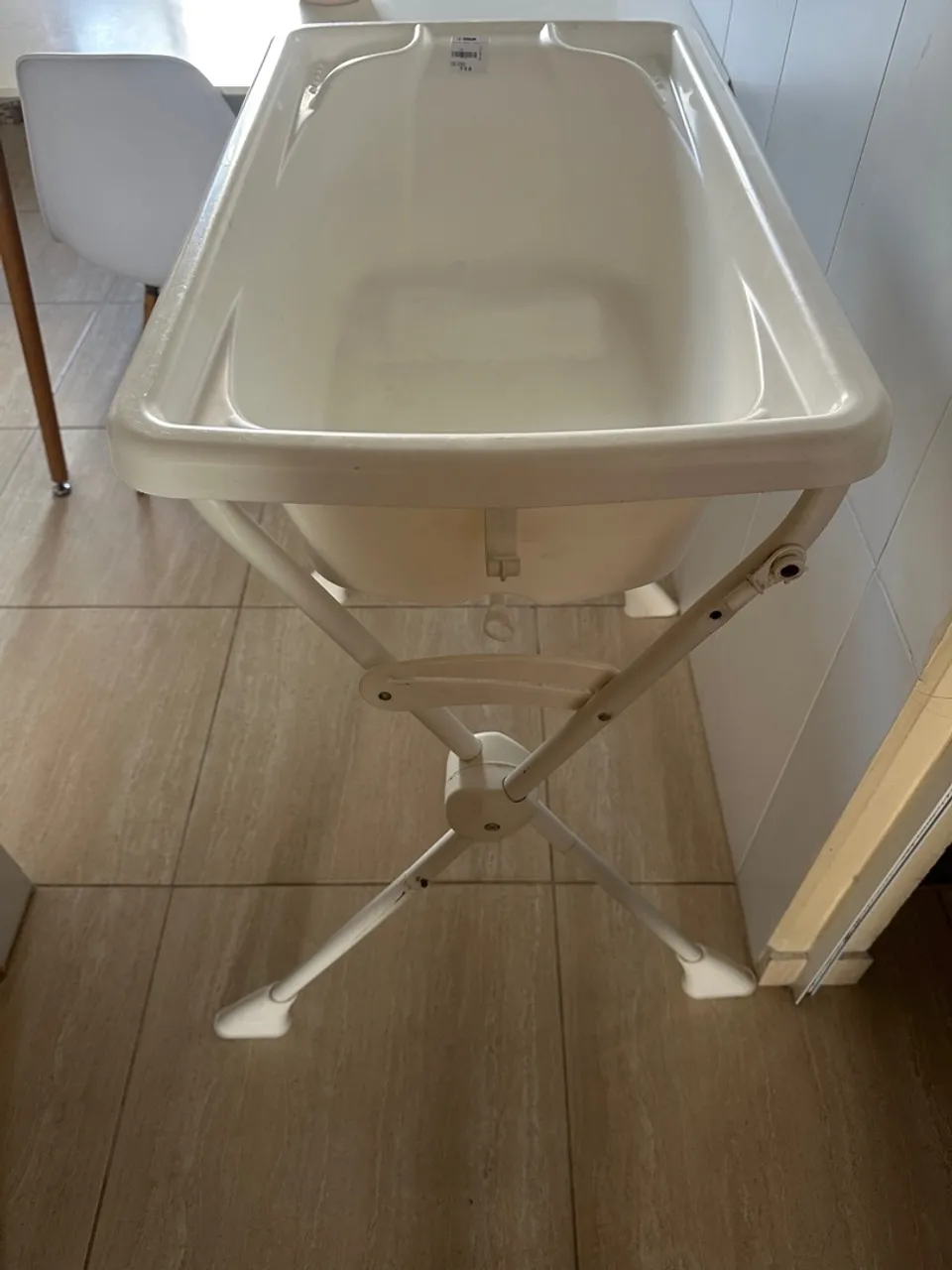Banheira infantil com suporte