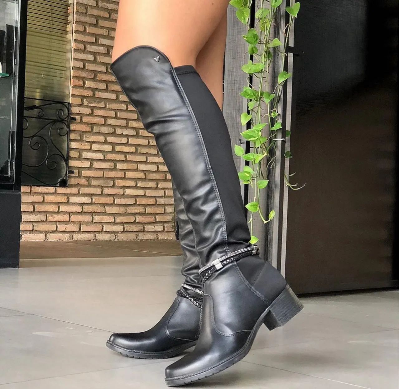 Bota cano longo feminino