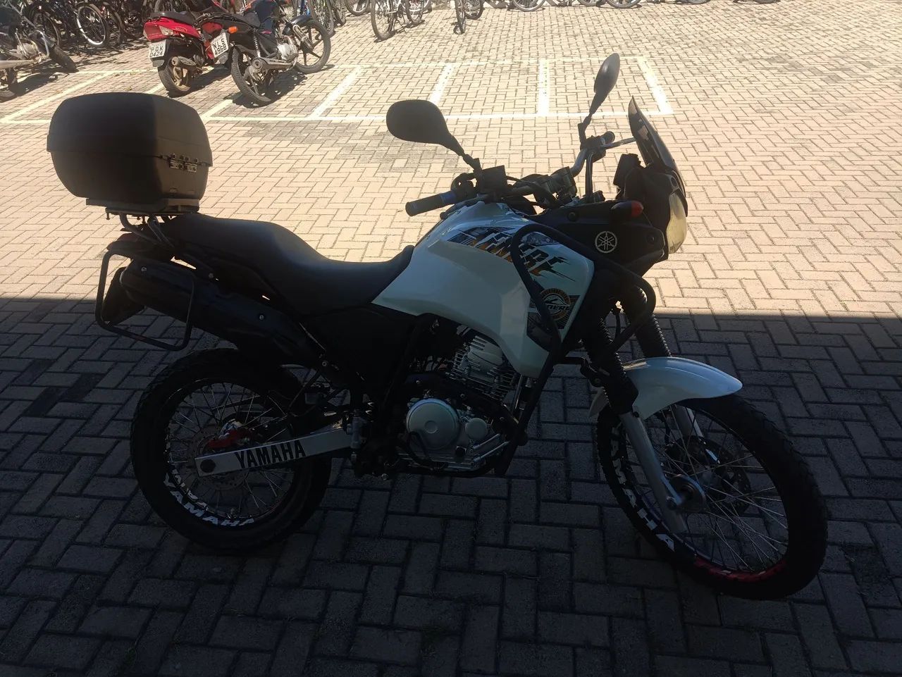 Tenere 250 - Foto 3