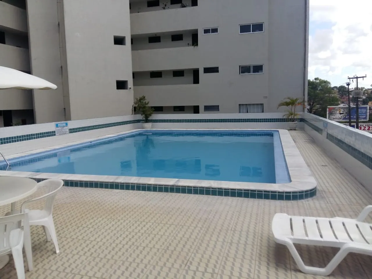 APARTAMENTO COM 3 DORMITÓRIOS COM 114 METROS EM TAMBAUZINHO NA BEIRA RIO, COM ELEVADOR E Á