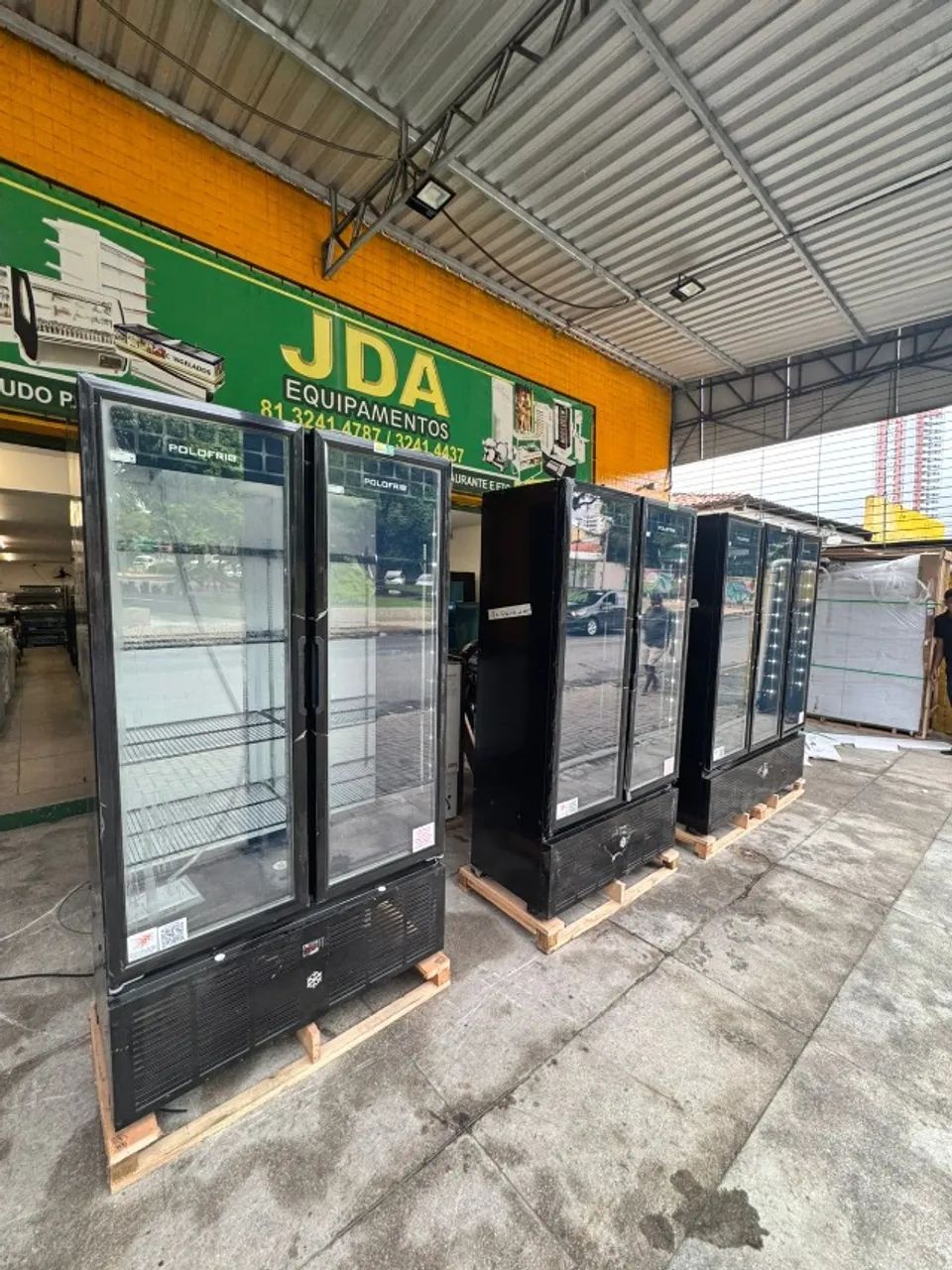 Cervejeira / auto serviço carnes embaladas - 2 portas - linha mondrian - marca polofrio  - Foto 2