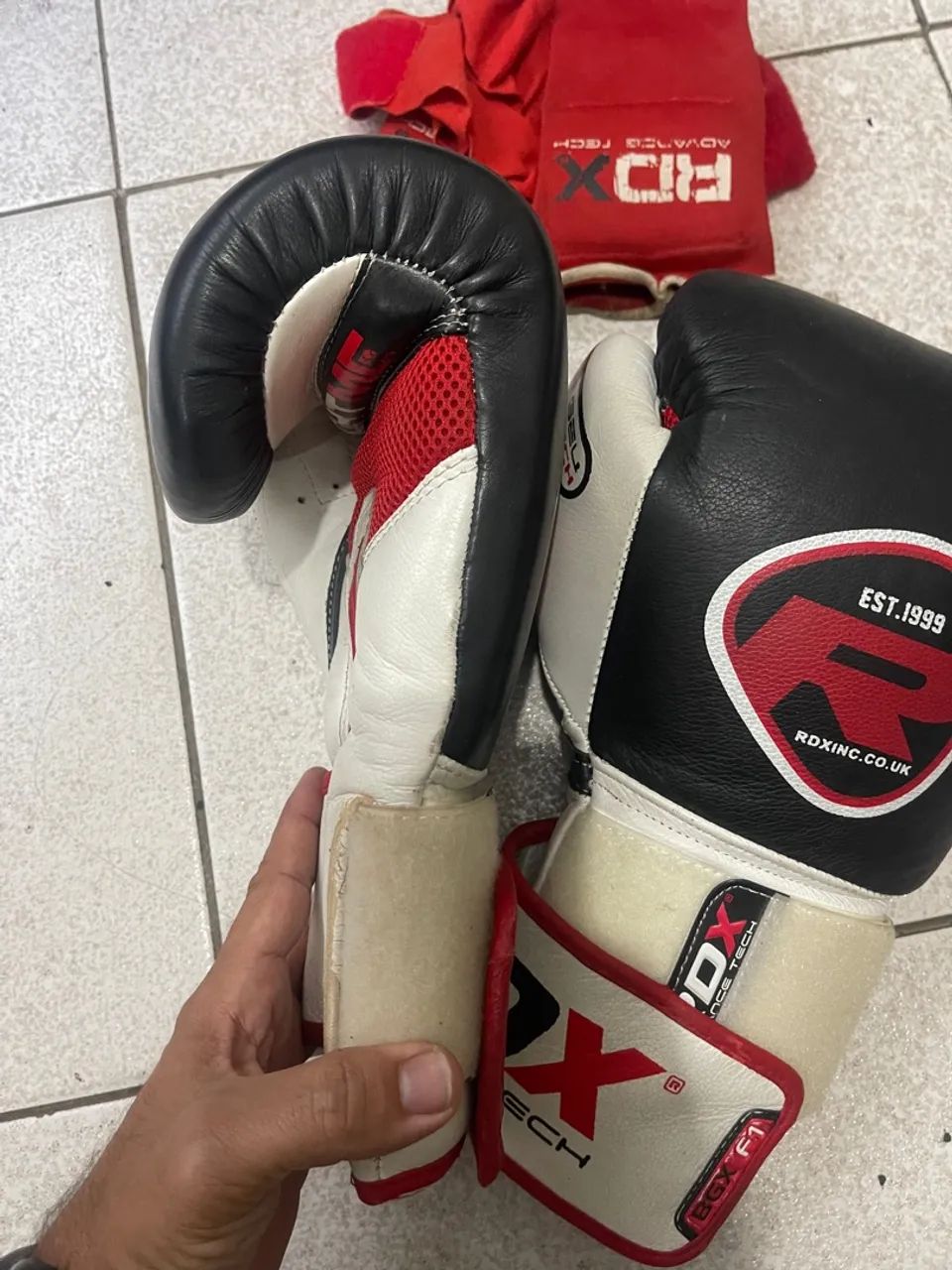 Luvas de Boxe RDX F1 - Advance Tech 14oz - Foto 2
