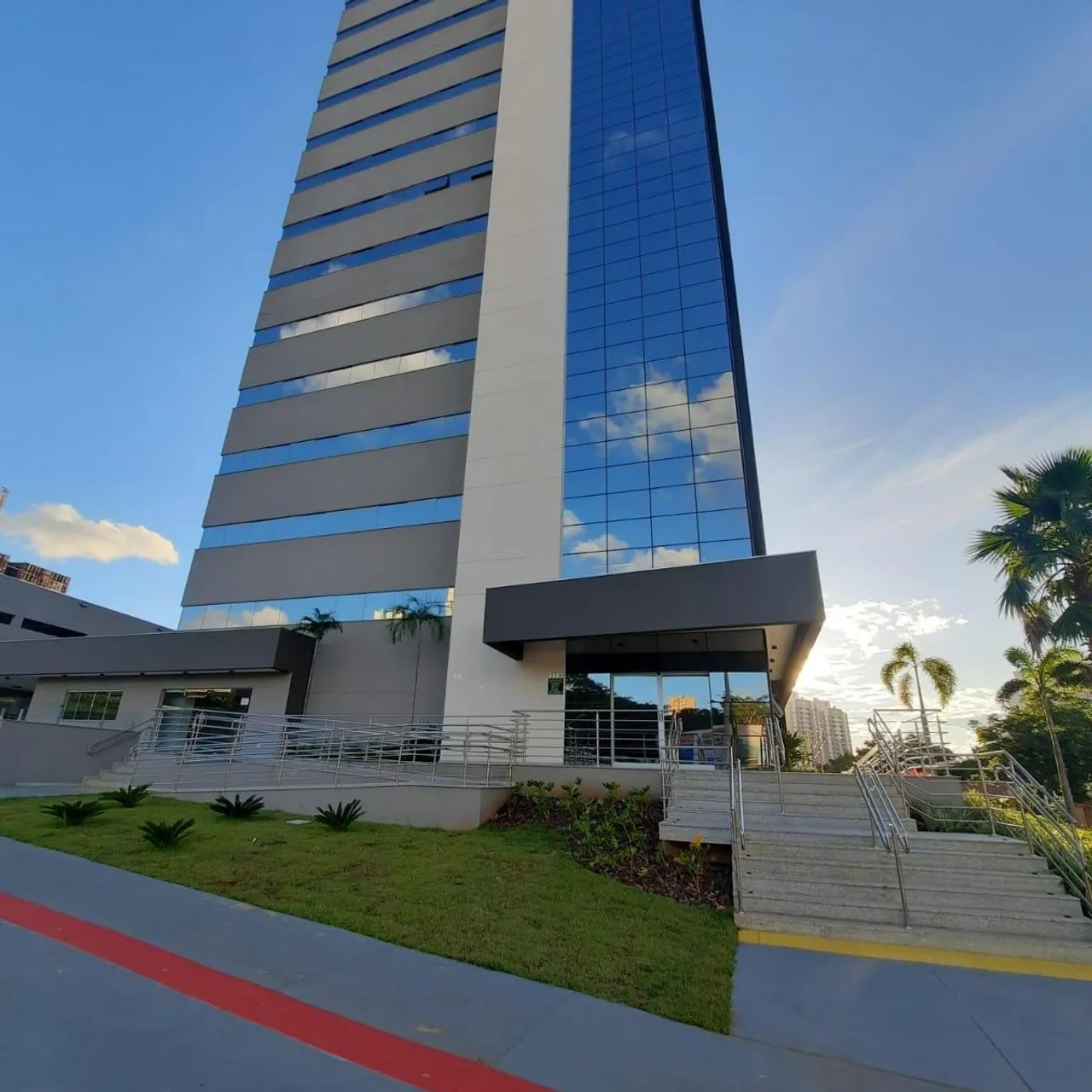 Sala Comercial ed. Classic Office,para aluguel tem 44 metros quadrados em Centro - Campo G