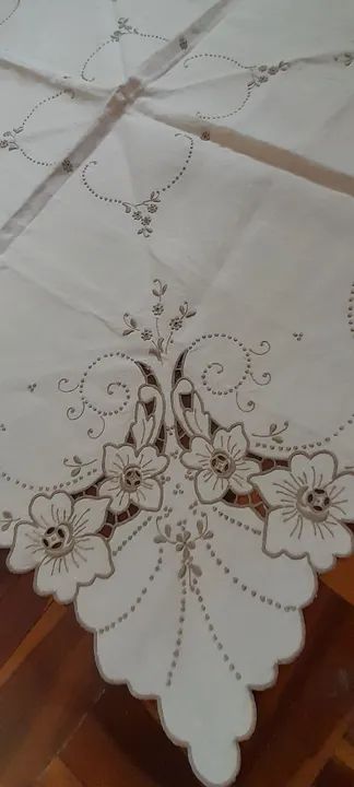 TOALHA BORDADA A MÃO DA ILHA DA MADEIRA  - Foto 4