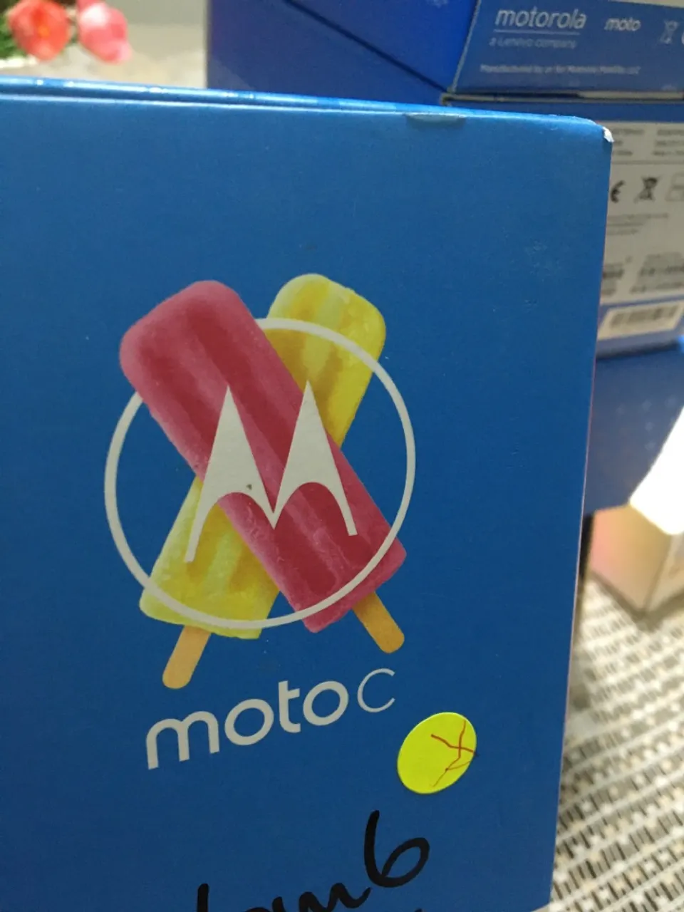 Moto C - Aparelho Motorola com Design Moderno