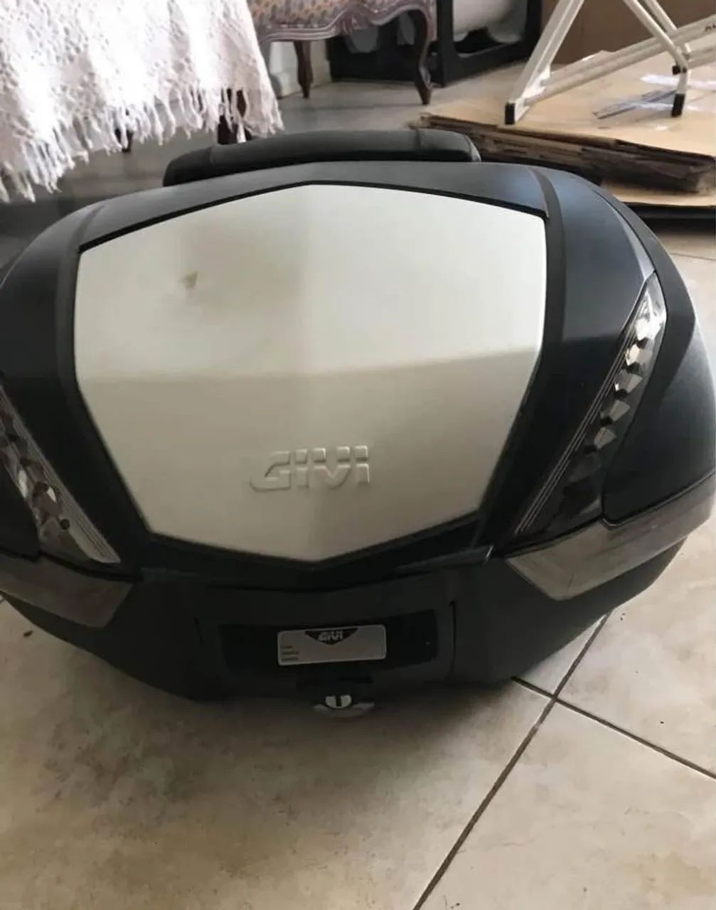 Baú Givi 47 Litros ( Barato) - Foto 4