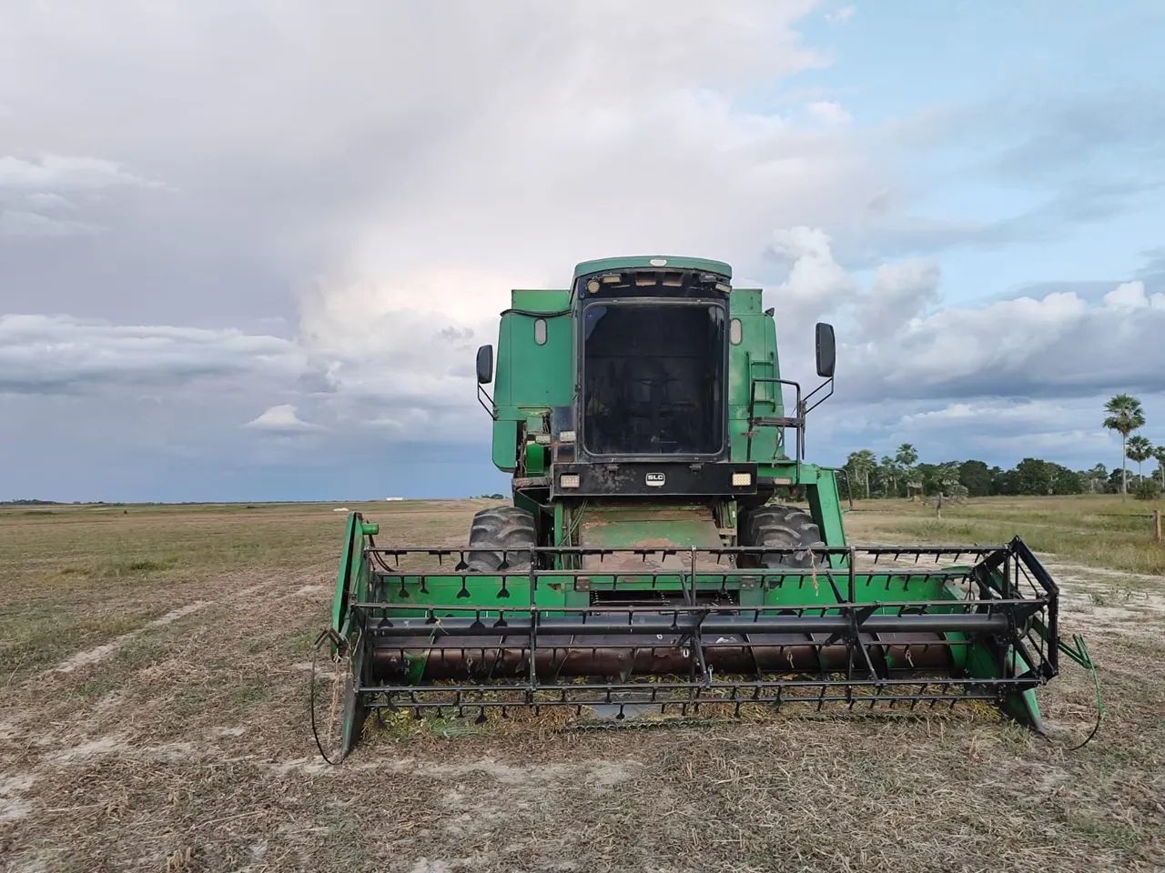 Colheitadeira SLC 7500