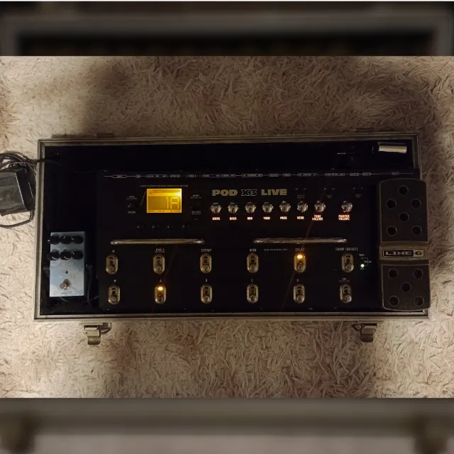 line 6 pod x3 live