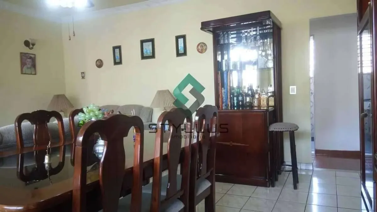 Piedade | Casa 3 quartos, sendo 1 suite