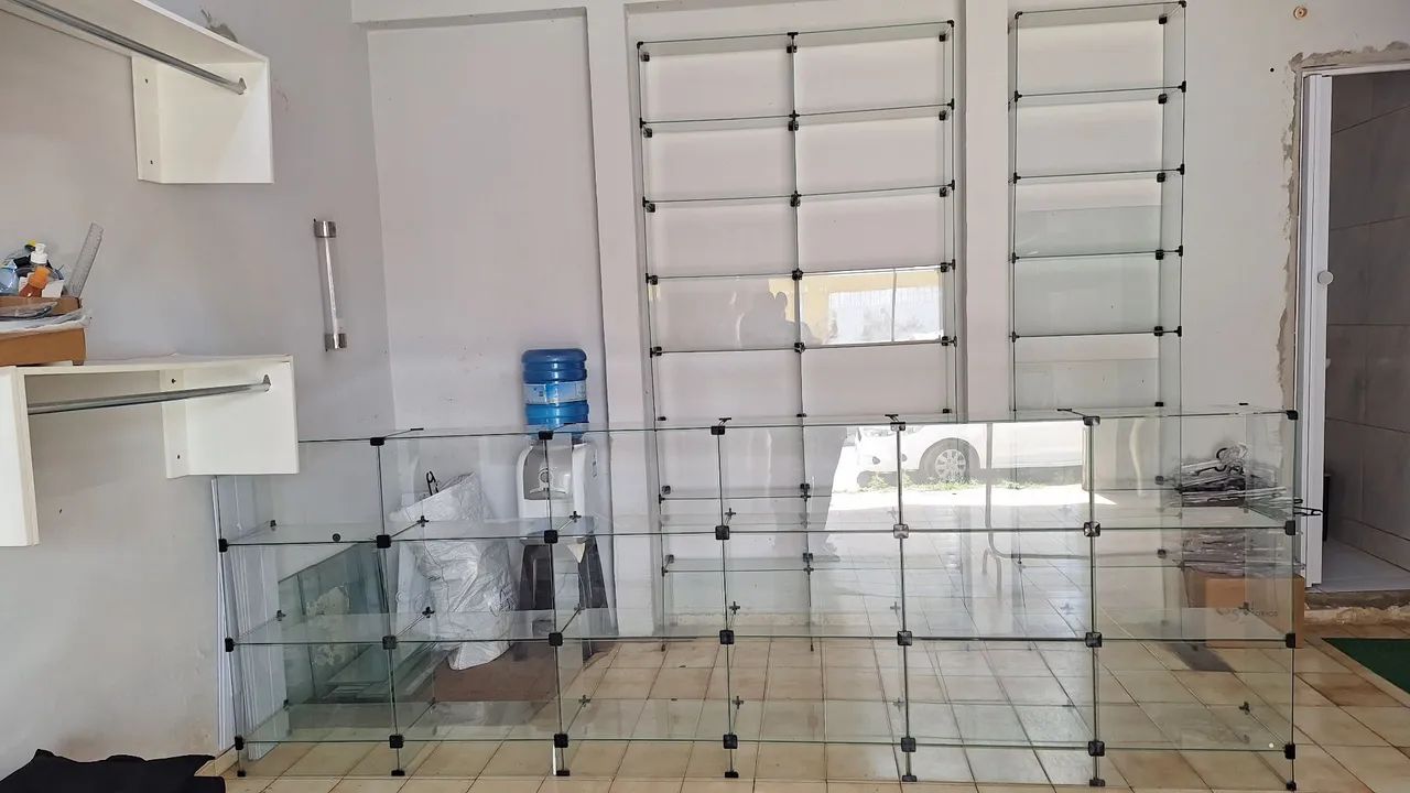 Estante de Vidro Elegante e Moderna - Foto 5