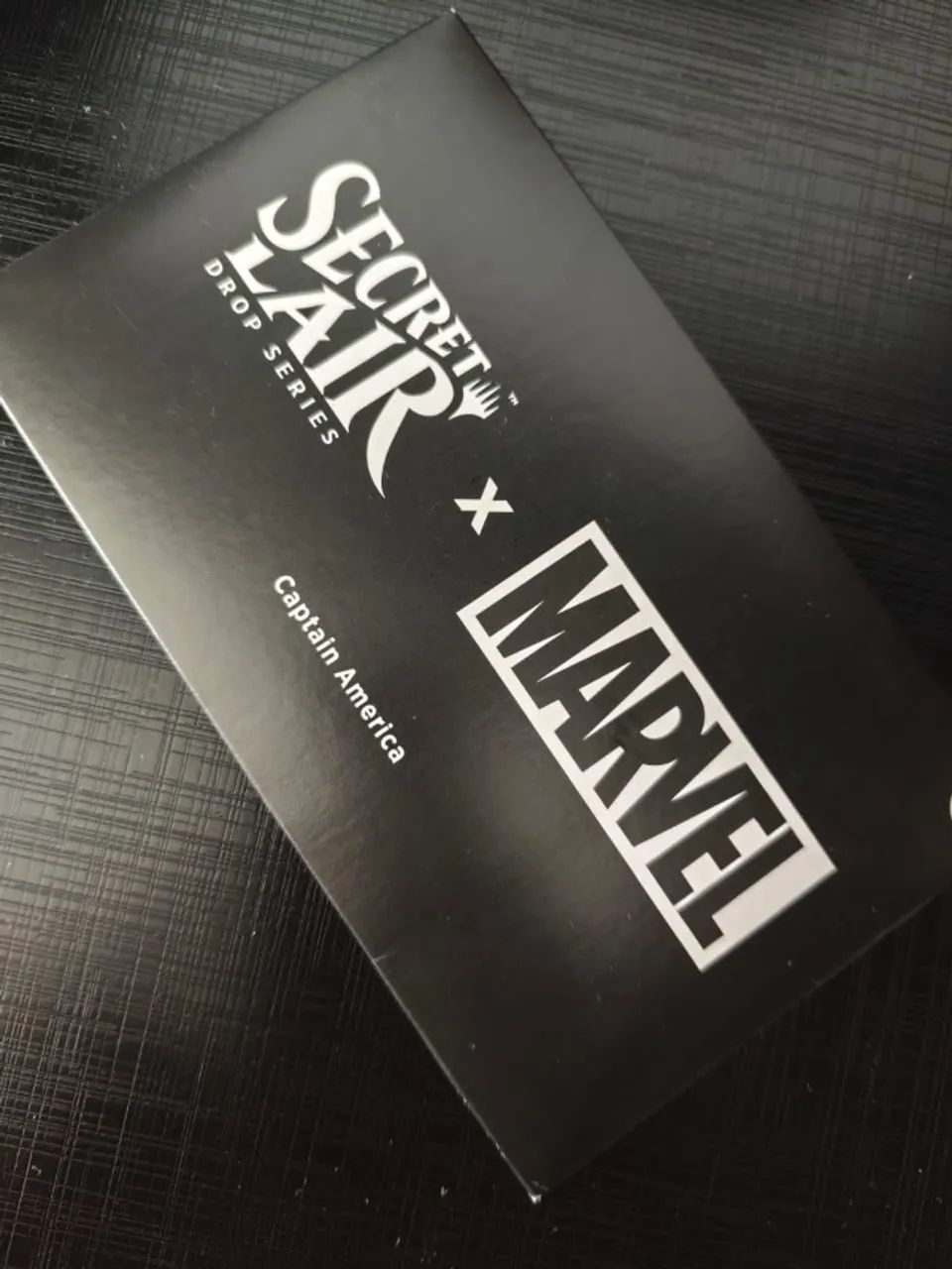 Secret Lair Marvel Capitão América (Não Foil) - Foto 2