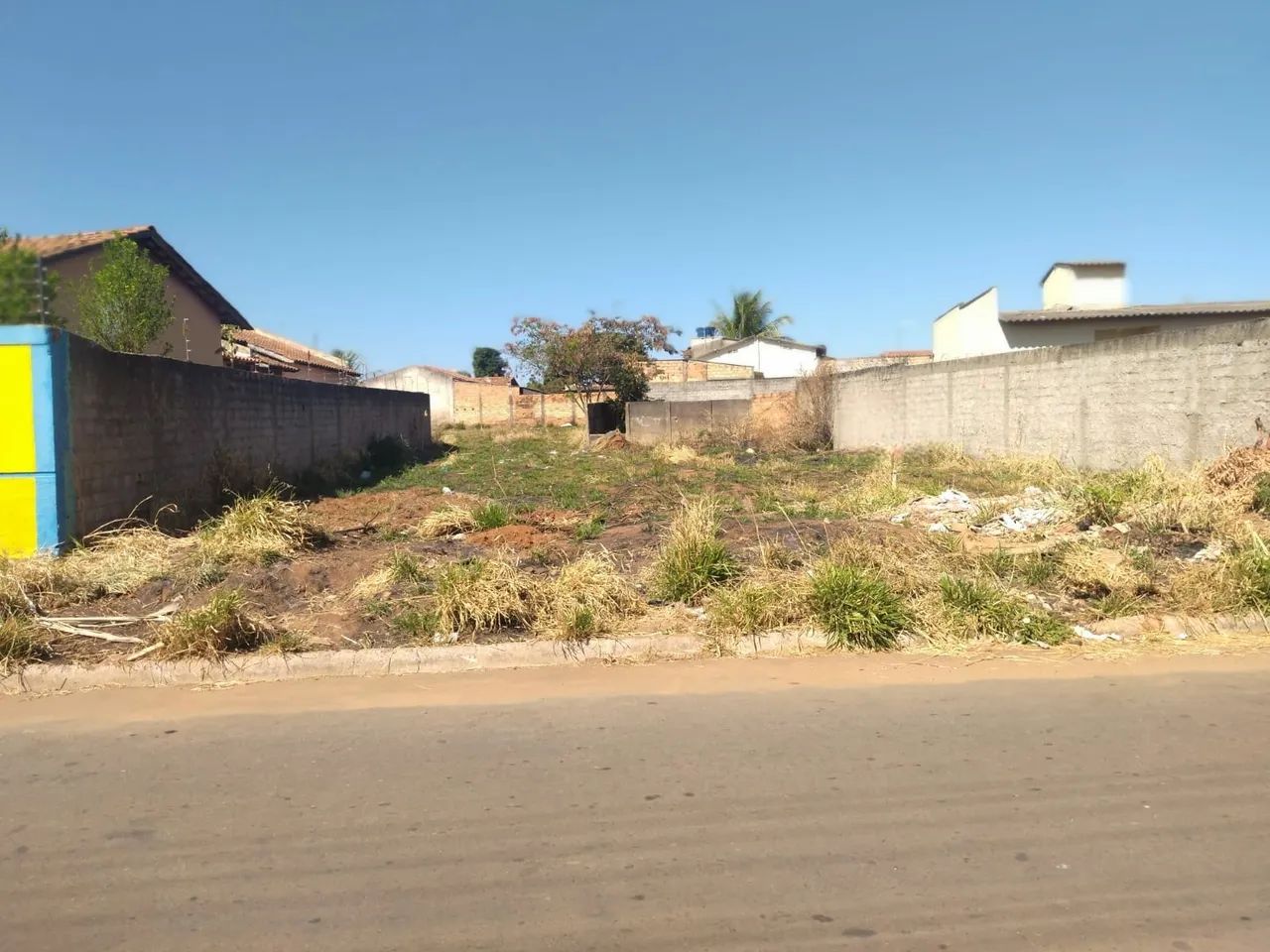 Lote 371,35m² (Asfalto e Agua) Jardim das Acácias