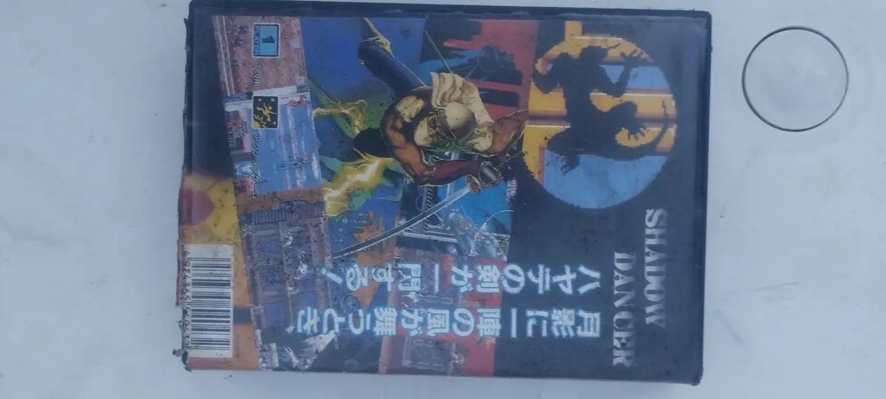 Capa de jogo retro com manuais  - Foto 3