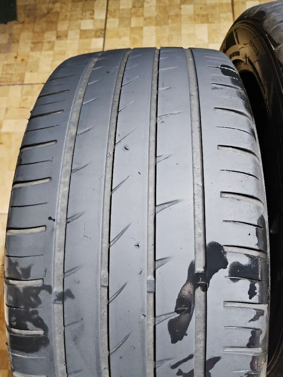 Pneus 245/45.18 - Foto 3