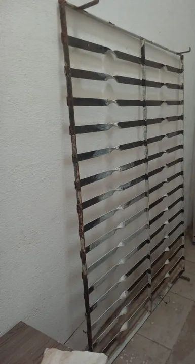  Grade para janela de 4 folhas - Foto 2