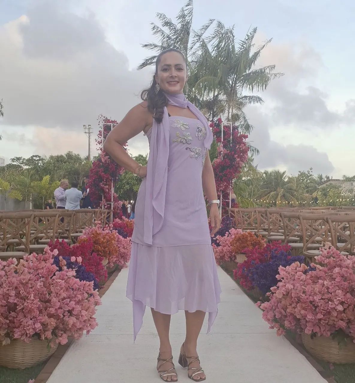 Lindo vestido fino - Foto 2
