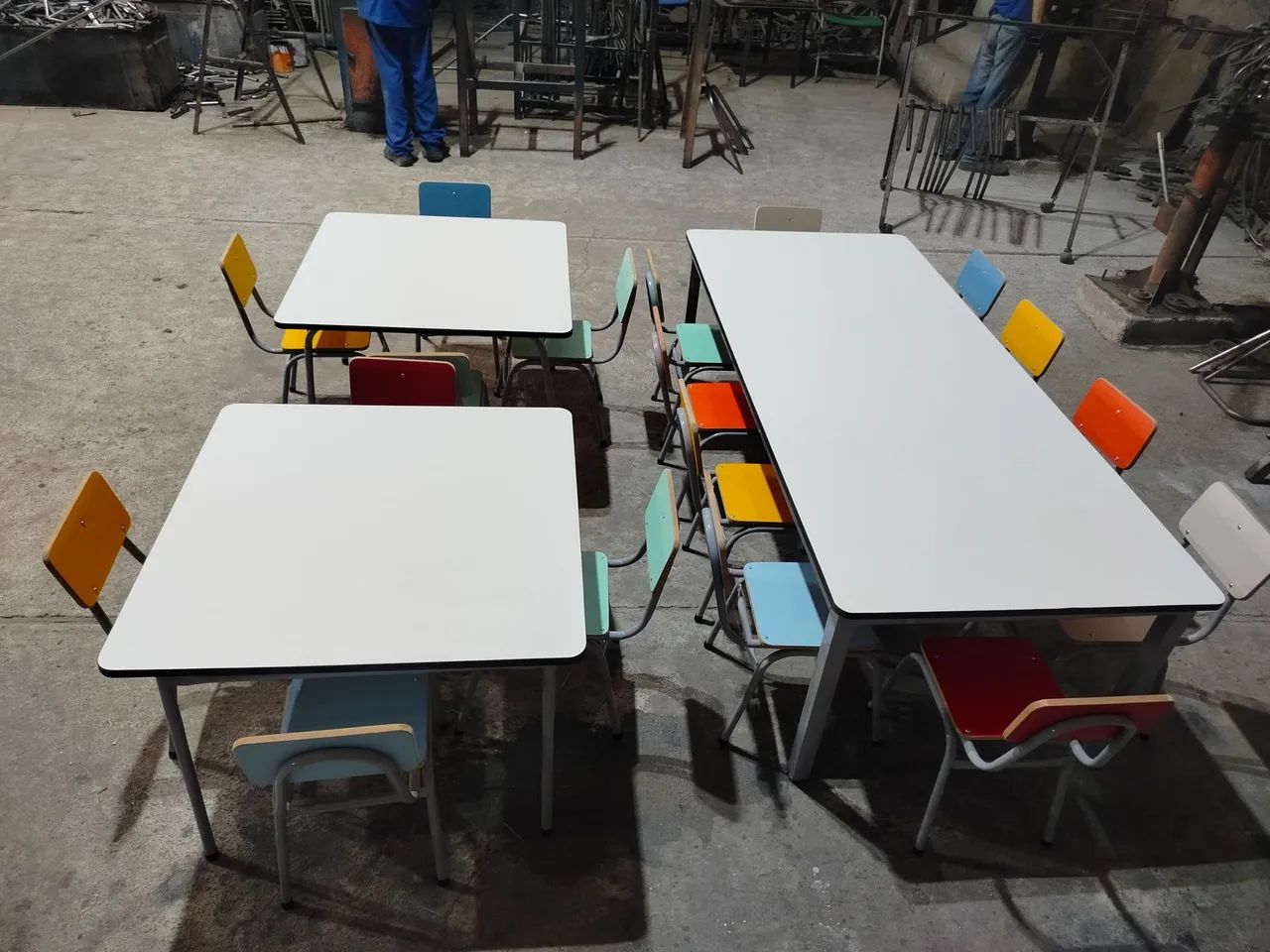 Mesas e cadeiras infantil 10 lugares  - Foto 2